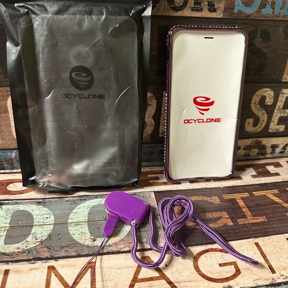 New Purple Bling Ring “ Cyclone “ iPhone X Case Holder - Picture 2 of 2